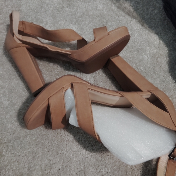 HEELED PLATFORM SHOES - Picture 2 of 3